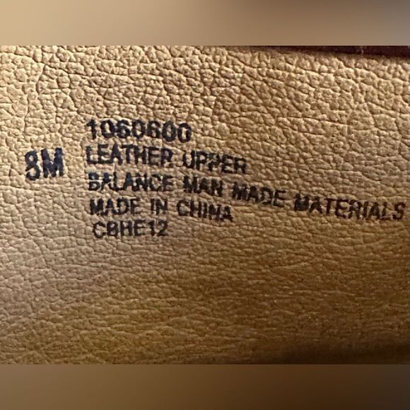 Sofft Women's Aviano Clogs, Mahogany, Size 8. Approx 3.5” Heel. - Picture 8 of 8